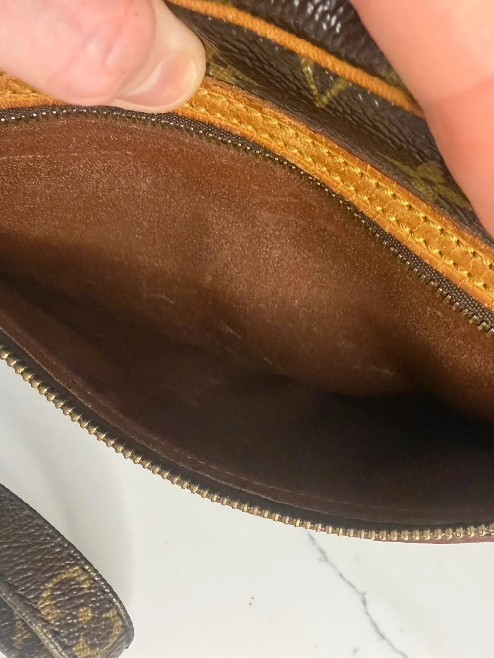 Authentic Louis Vuitton Marley Dragonne Clutch